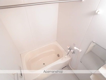 グレンツェ・アヴニールＡ[2LDK/61.6m2]のバス