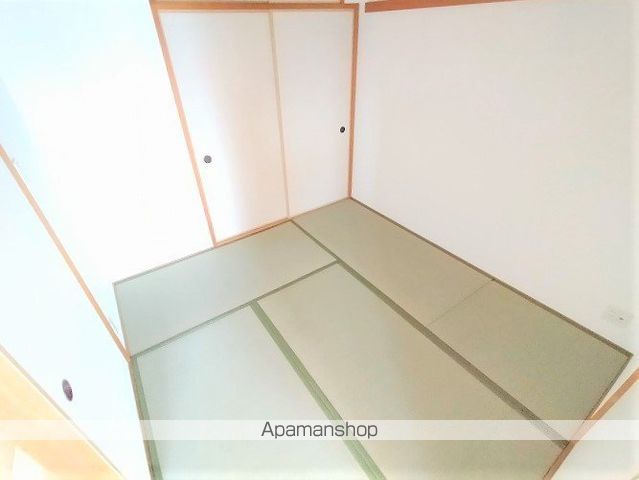 生島リバーサイドマンションD棟の内装写真