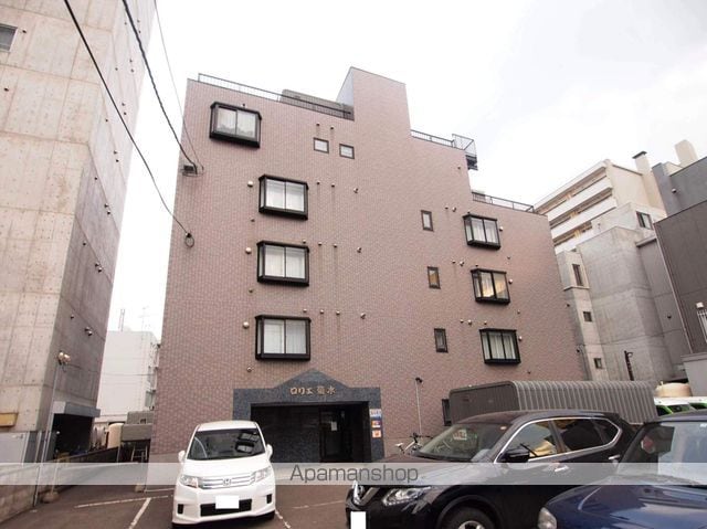 ロリエ菊水の外観写真