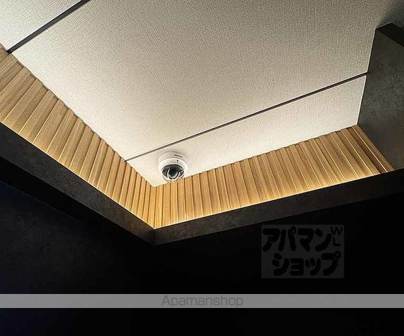 レーベン清水五条の外観写真