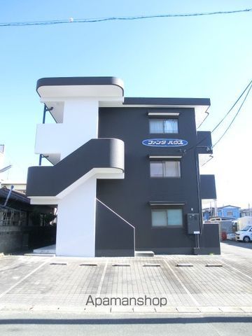 ファンタハウスの外観写真
