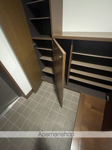 リビンコート厚生町の内装写真