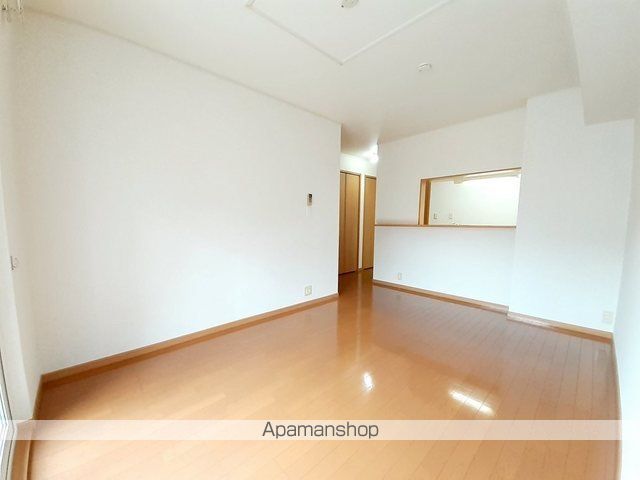 フォレステージIIの内装写真