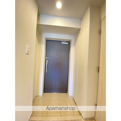 コンフォリア・リヴ千住[1K/25.29m2]の玄関