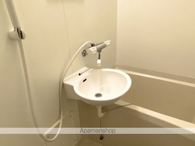 レオパレスグリーンフォレストBの内装写真