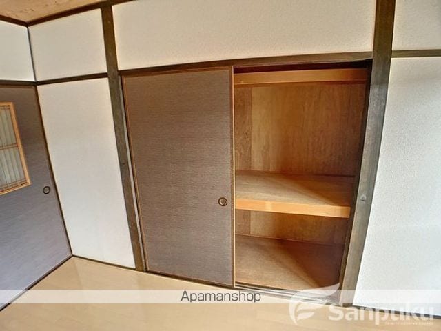 レンデフロールの内装写真