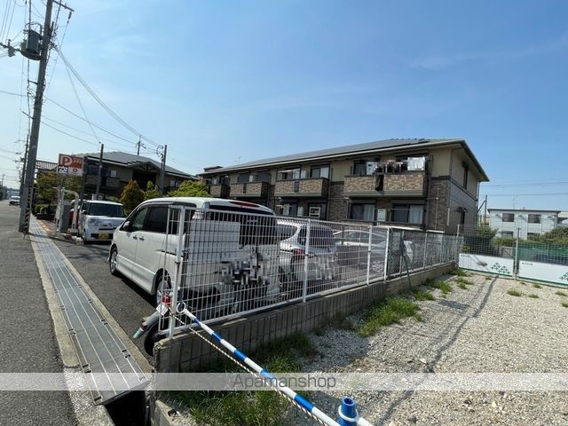 ウィステリア B棟の外観写真