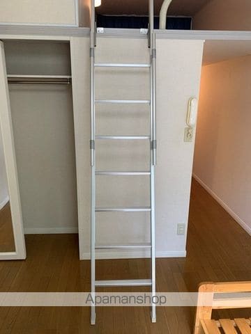 レオパレス西長洲の内装写真
