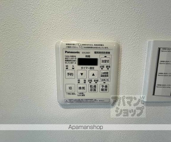 グランレブリー二条城東の内装写真