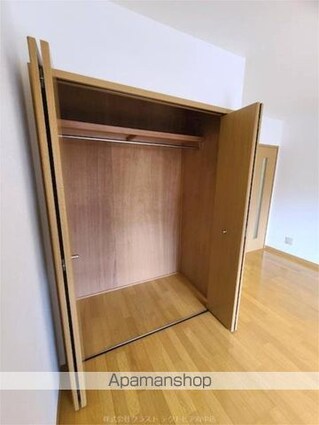 ラ　ヴェラ　ヴィータ[1K/30.35m2]の収納