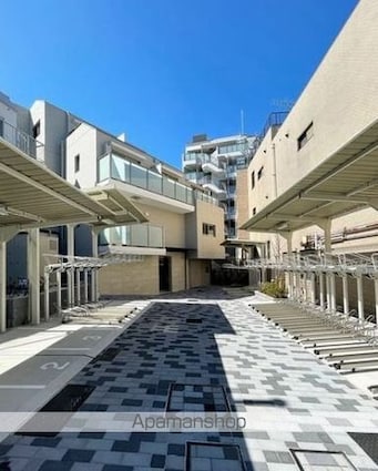 四谷坂町レジデンス[1K/25.48m2]の駐車場