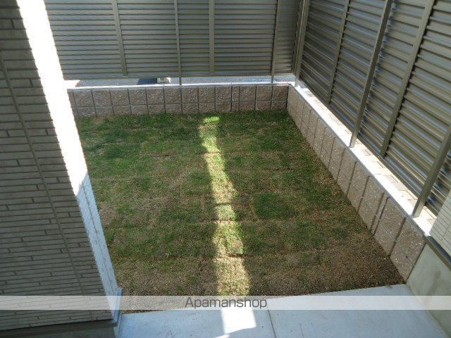リンダカーサの内装写真