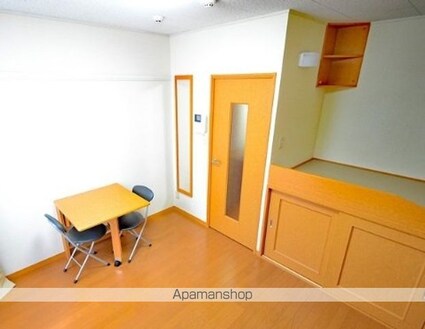 レオパレスＧＩＮＧＡ[1K/23.18m2]のリビング・居間2