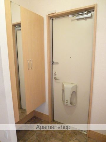 ウィット[2LDK/66.24m2]の玄関