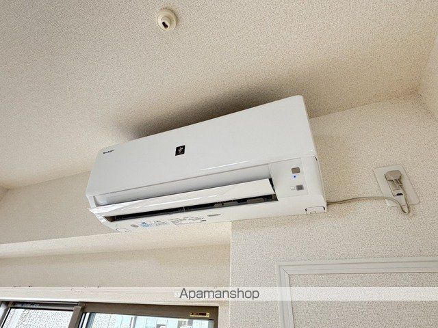 コータコートの内装写真