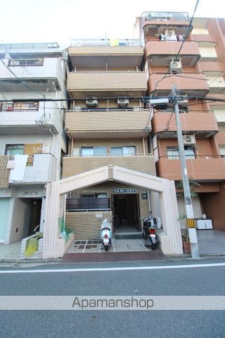 ウエストハイツの外観写真