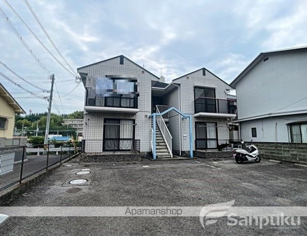 アイリス川原の外観写真