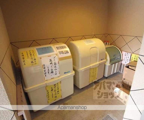 ラルゴ仁王門の外観写真