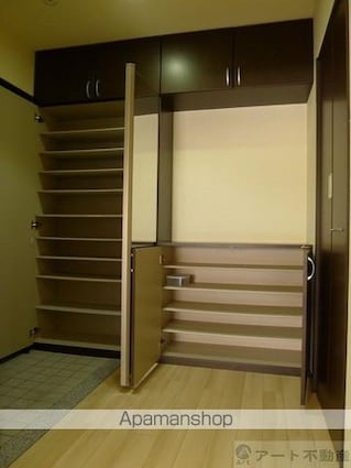 ジュエル１５[2K/52.21m2]の内装1