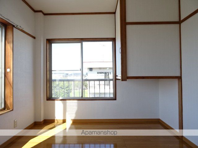 西ヶ崎グリーンハイツIIの内装写真