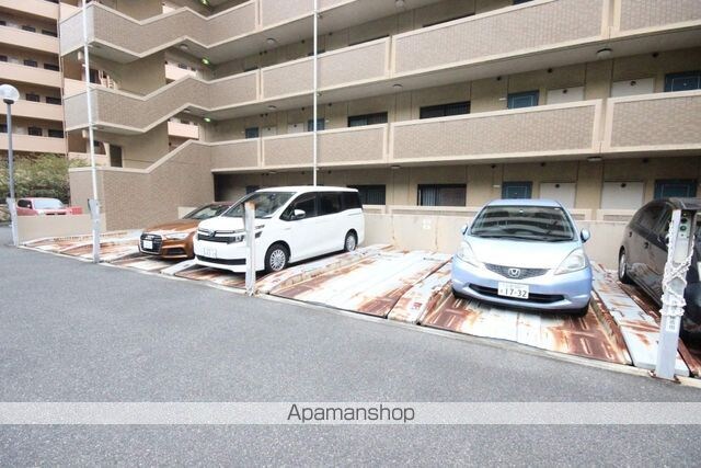 広島県広島市西区古江上２丁目[2LDK/66.6m2]の駐車場2