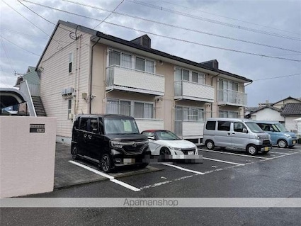 ファミールあおきＢ棟[2LDK/46.24m2]の駐車場