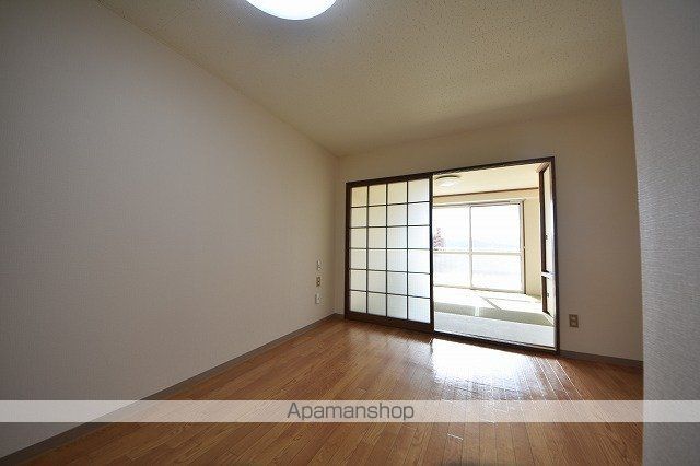 石橋ハイツIの内装写真