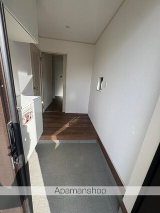 東京都練馬区大泉学園町７丁目[4LDK/87.35m2]の玄関