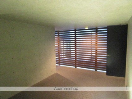 東京都中野区中央５丁目[1R/33.43m2]のロビー