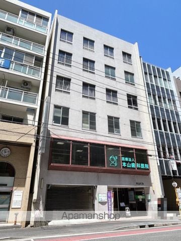 本山ビルの外観写真