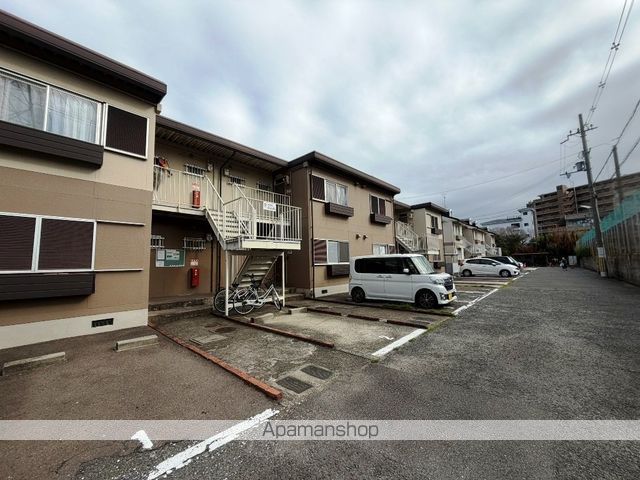 髙井ハイツ B棟の外観写真