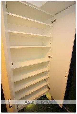 アーデンタワー西本町の内装写真