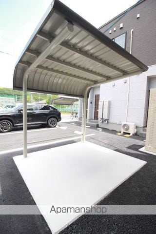 アイタウン庭瀬B棟の外観写真