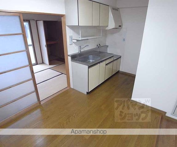 マンションいそい常盤の内装写真