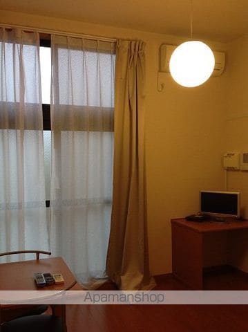 レオパレスマ メゾンの内装写真