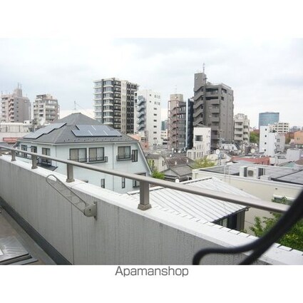 東京都新宿区岩戸町[1LDK/48.62m2]のバルコニー