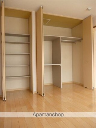 和歌山県和歌山市紀三井寺[2LDK/58.1m2]の収納