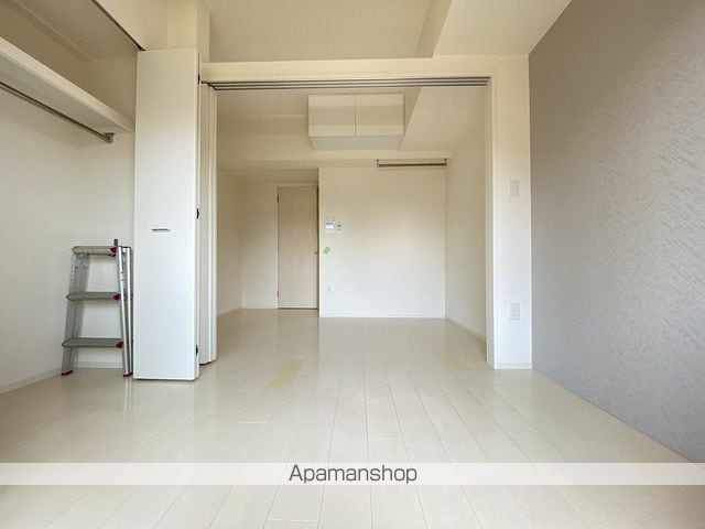 SERENITE 江坂ルフレの内装写真
