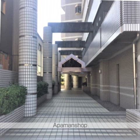 ラ・レジダンス・ド・サントゥールの玄関写真