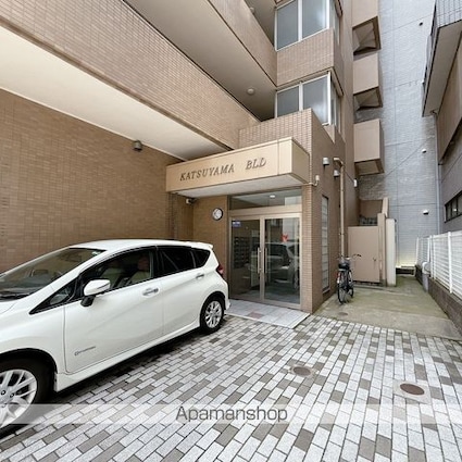 勝山ビル[1SDK/33.14m2]のエントランス