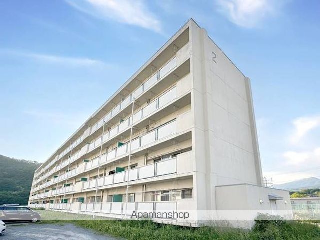 ビレッジハウス小諸1号棟の外観写真