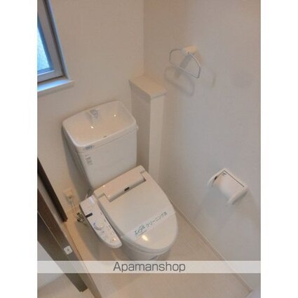 東京都葛飾区宝町２丁目[1R/31.25m2]のトイレ