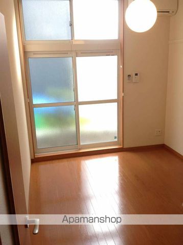 レオパレスグルーテンCの内装写真