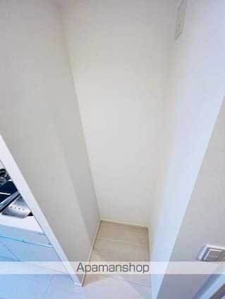 ＲＥＦＲＡＭＥ　５　Ｉｒｉｙａ[1DK/27.04m2]の内装4