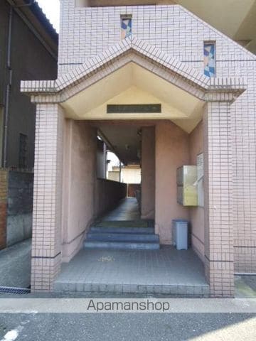 シャルマン布瀬の玄関写真