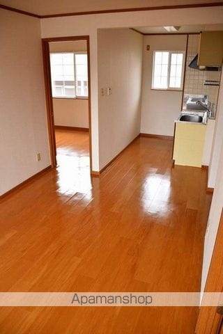 クレセント新町IIの内装写真