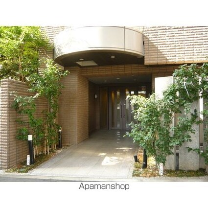 ソリッド大橋[1LDK/52.44m2]のエントランス