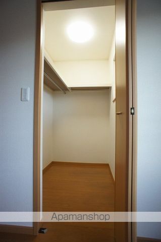 グランソレイユKO Iの内装写真