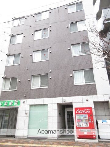 エヴァンスコート南1条の外観写真