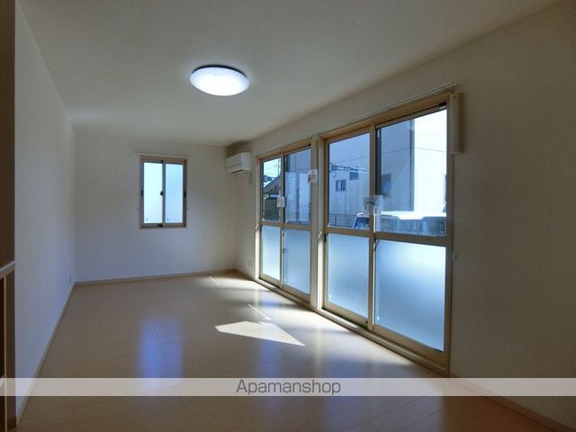 リビングタウン葵町Aの内装写真